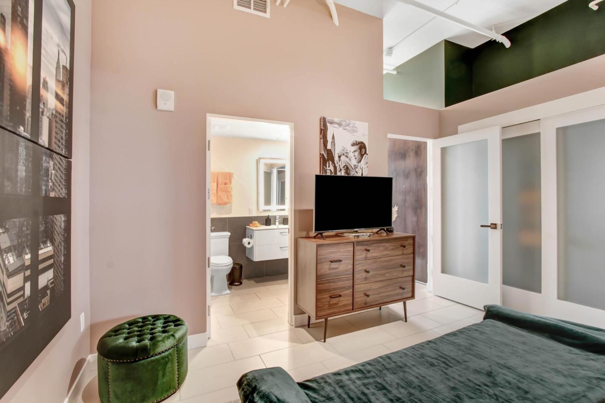 Nyc Styled Loft In Dtla, Sleeps 4 With Free Parking! Apartamento Los Angeles Exterior foto